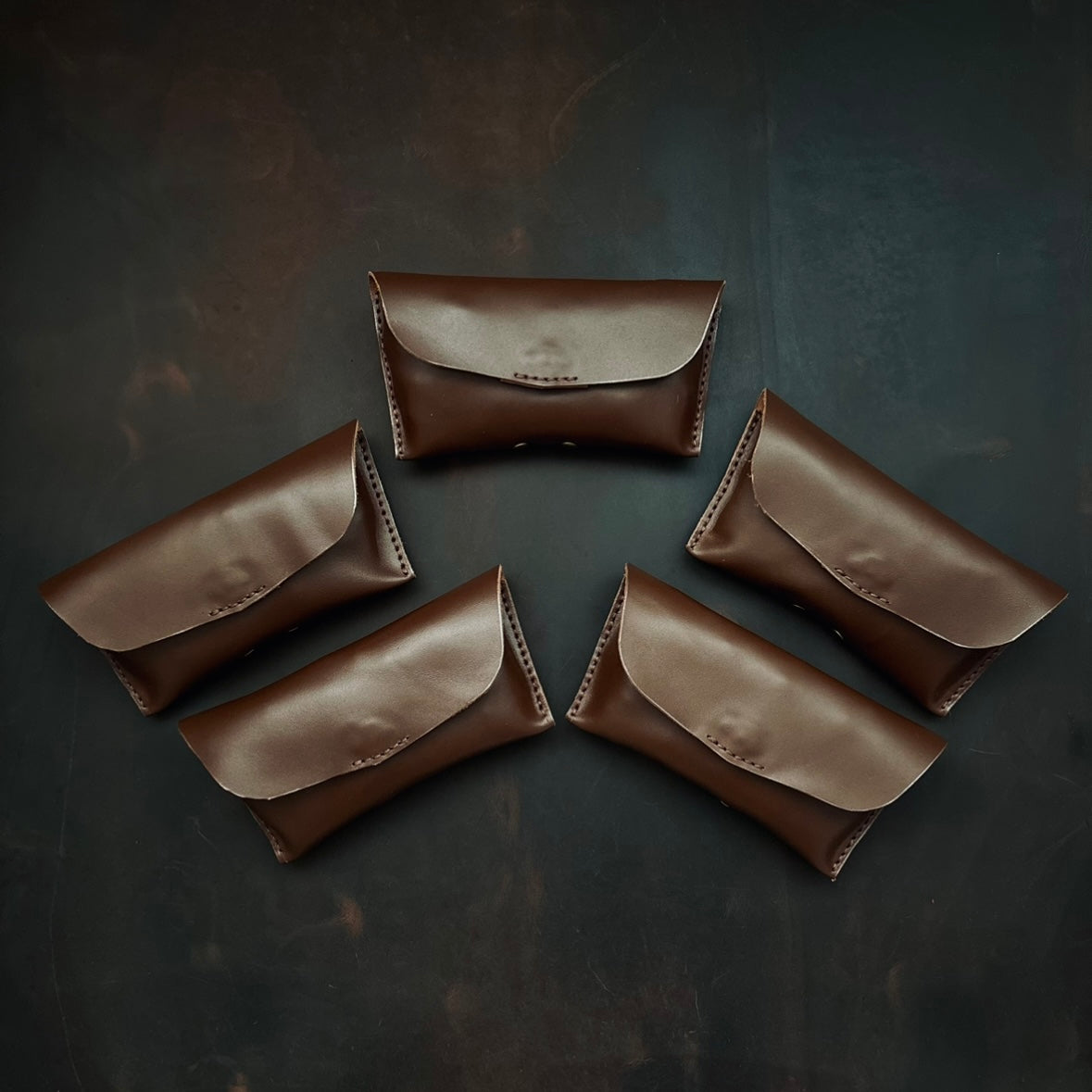 HAKİKİ DERİ GÖZLÜK KILIFI